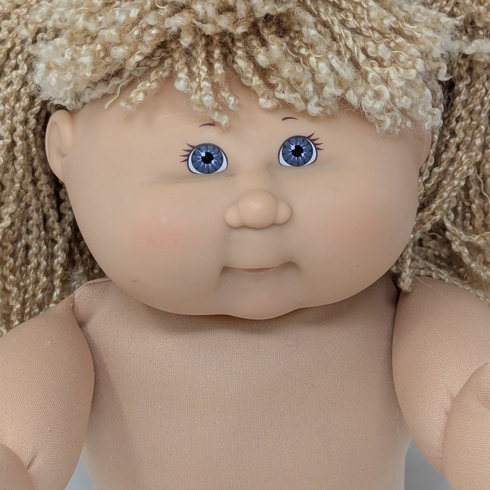 Cabbage Patch Kid Doll Play Along PA3 Girl Crimped Yarn Hair